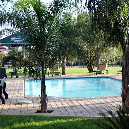 Casa Bianca Guest Lodge Hartbeespoort Ngoại thất bức ảnh