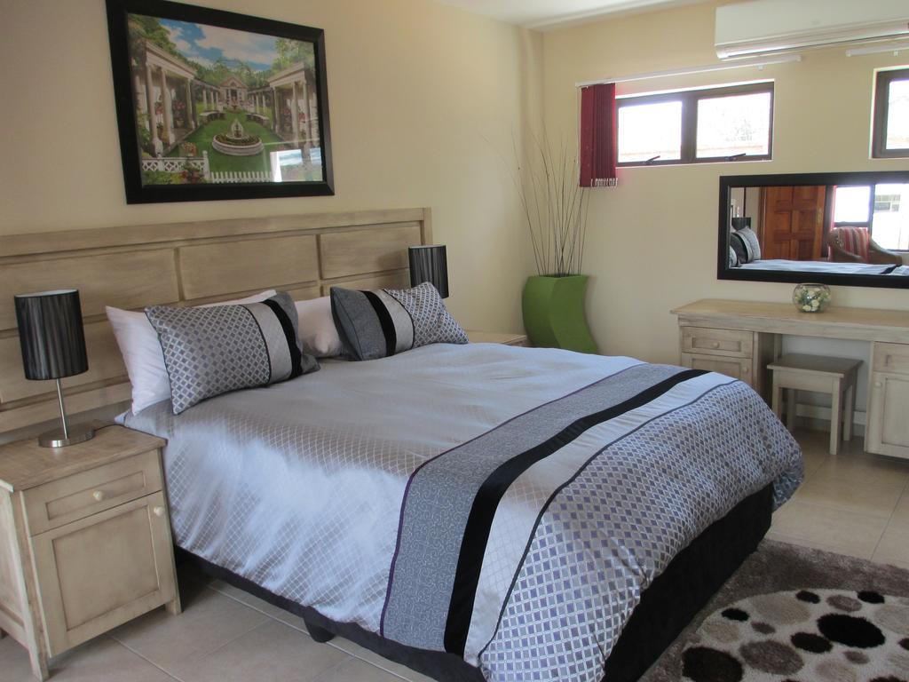 Casa Bianca Guest Lodge Hartbeespoort Ngoại thất bức ảnh